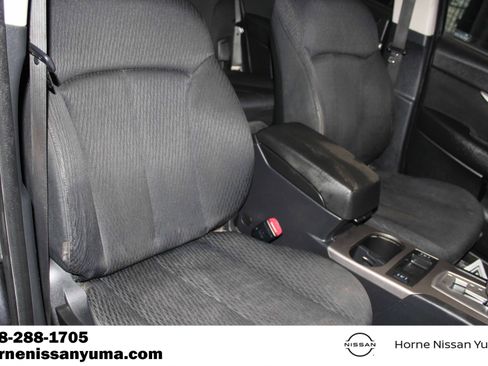Used 2012 Subaru Outback 2.5i Premium w/ All-Weather Pkg AWD/4WD image 6