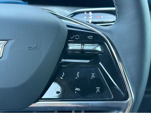 New 2026 Cadillac Vistiq Luxury image 33