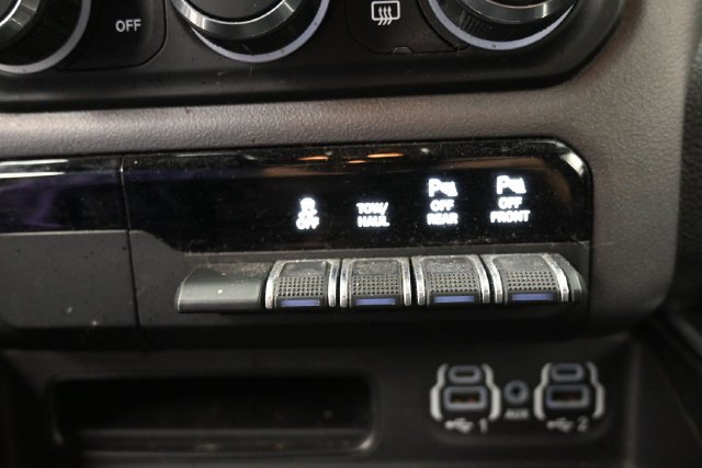Used 2022 RAM 1500 Big Horn AWD/4WD image 30