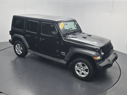 Used 2018 Jeep Wrangler Unlimited Sport S AWD/4WD image 42