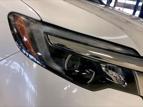 Used 2020 Honda Pilot LX image 24