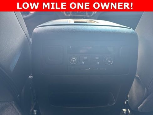 Used 2018 GMC Yukon Denali w/ Open Road Package image 32