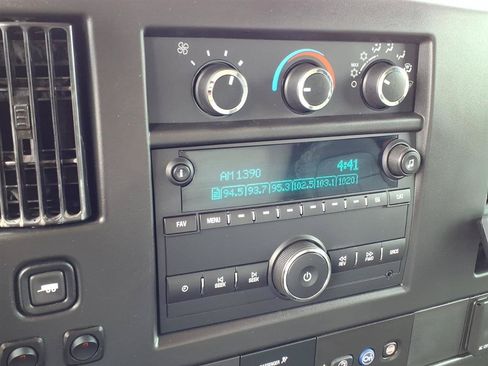 Used 2023 GMC Savana 3500 w/ Power Convenience Package RWD image 23