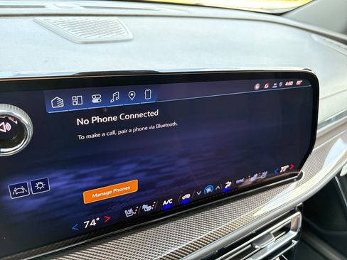 New 2026 Chevrolet Traverse High Country FWD image 21