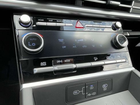 New 2026 Hyundai Santa Fe SE image 16