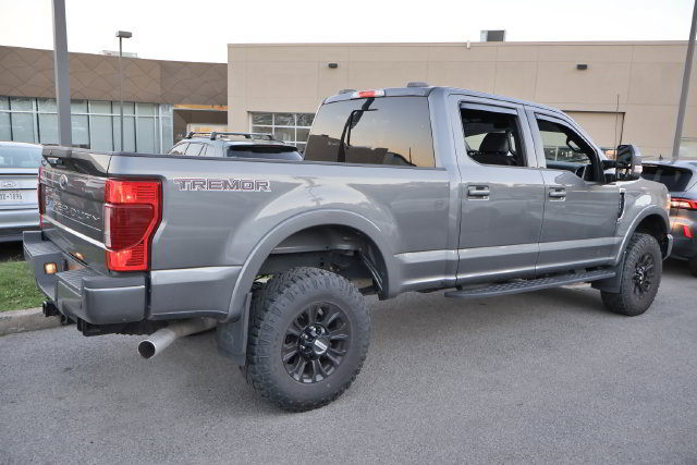 Used 2022 Ford F250 Lariat w/ Tremor Off-Road Package AWD/4WD image 4