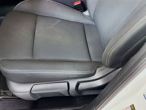 Used 2023 Nissan Rogue S image 21