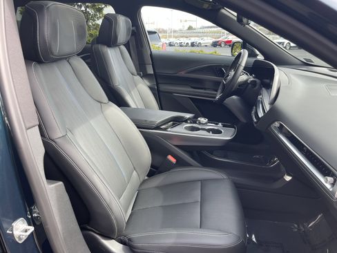 Used 2025 Cadillac Lyriq Luxury image 24