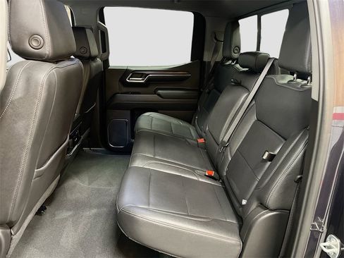 Used 2024 GMC Sierra 1500 SLT w/ SLT Premium Plus Package image 25
