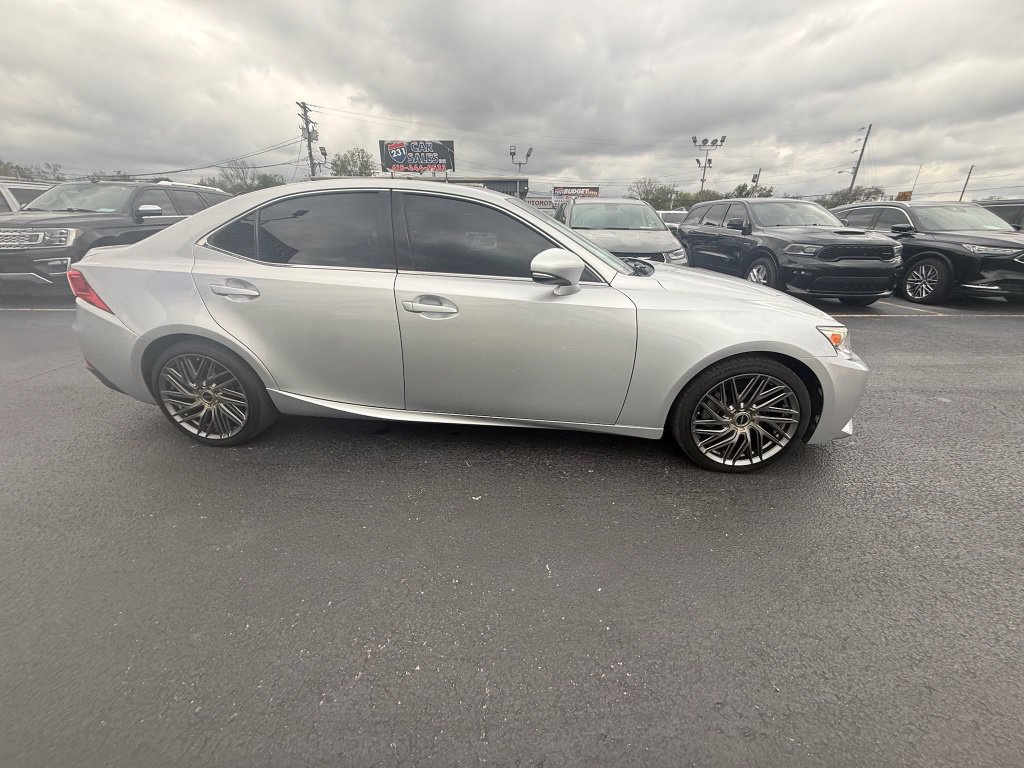 Used 2015 Lexus IS 250 RWD image 2