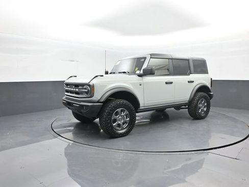 Used 2024 Ford Bronco Big Bend AWD/4WD image 4