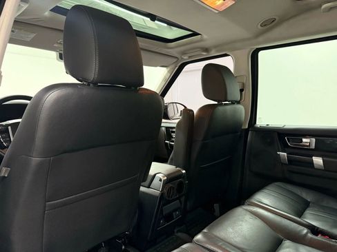 Used 2016 Land Rover LR4 HSE image 18