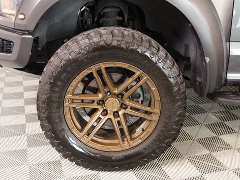 Used 2019 Ford F150 Raptor w/ Equipment Group 802A Luxury AWD/4WD image 20