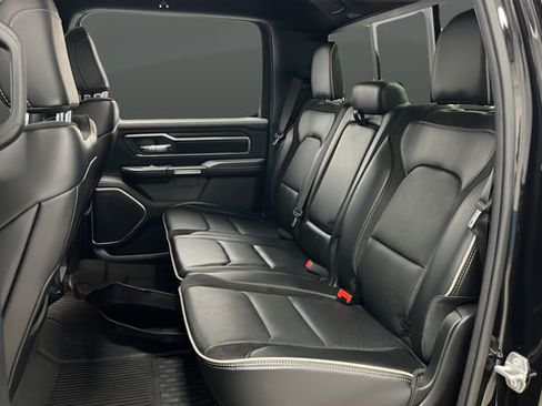 Used 2023 RAM 1500 Laramie AWD/4WD image 23