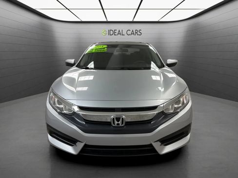 Used 2018 Honda Civic EX image 8