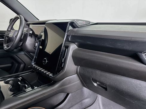 Used 2025 GMC Yukon XL AT4 w/ LPO, Floor Liner Package AWD/4WD image 27