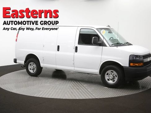 Used 2021 Chevrolet Express 2500 RWD image 42
