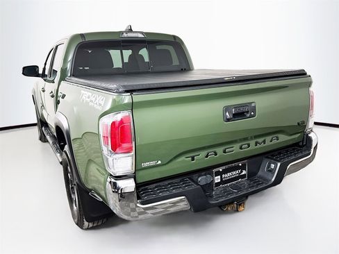 Used 2021 Toyota Tacoma TRD Off-Road image 6