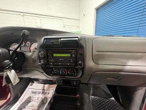 Used 2011 Ford Ranger Sport image 14