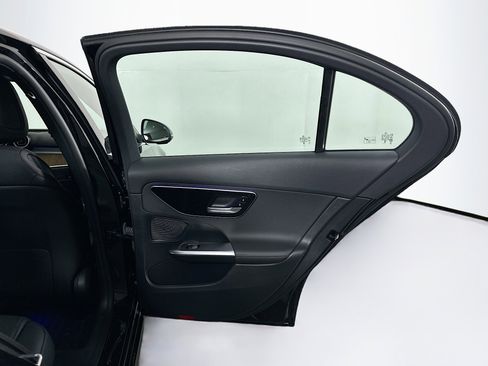 Used 2024 Mercedes-Benz C 300 4MATIC Sedan image 30