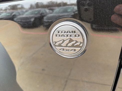 Used 2024 Jeep Wrangler Sport S image 11