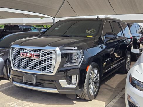 Used 2023 GMC Yukon Denali w/ Denali Reserve Package AWD/4WD image 3