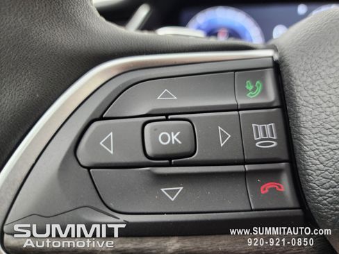 New 2025 Jeep Grand Cherokee Limited w/ Black Appearance Package image 16