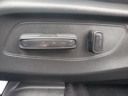 Certified 2025 Acura ADX AWD image 17