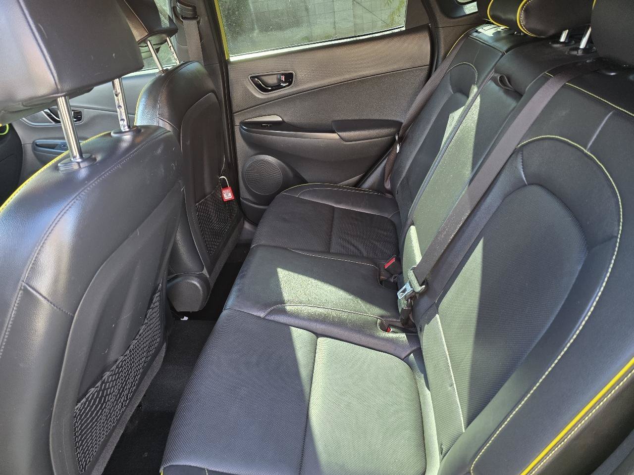Used 2020 Hyundai Kona Limited w/ Cargo Package FWD image 9