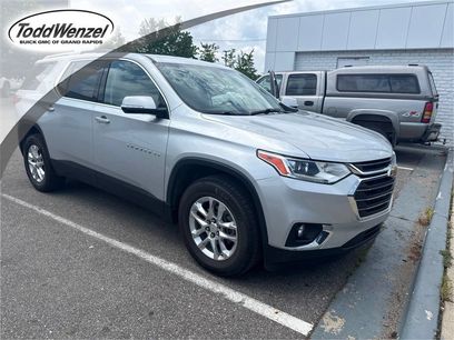 Used 2018 Chevrolet Traverse LT