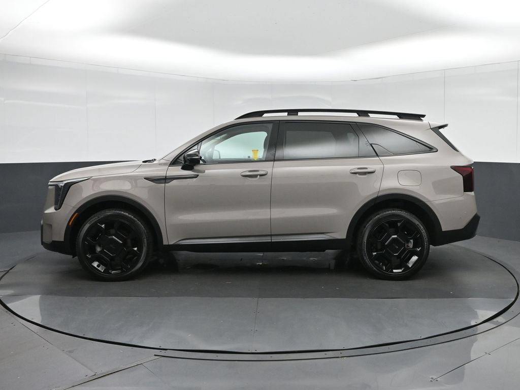 Used 2025 Kia Sorento SX AWD/4WD image 4