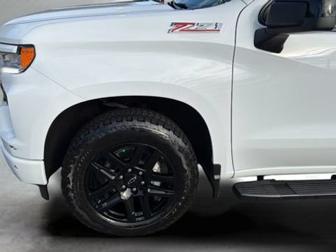 Used 2024 Chevrolet Silverado 1500 RST w/ Z71 Off-Road Package AWD/4WD image 33
