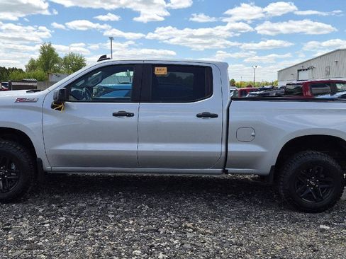 Used 2022 Chevrolet Silverado 1500 LT Trail Boss w/ Bed Protection Package AWD/4WD image 10