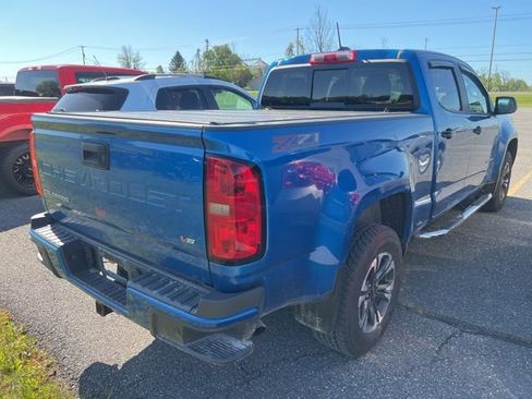 Used 2022 Chevrolet Colorado Z71 AWD/4WD image 7
