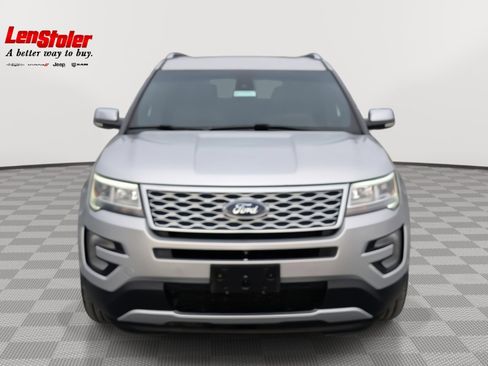 Used 2017 Ford Explorer Platinum image 8