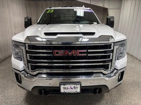 Used 2023 GMC Sierra 2500 SLT w/ SLT Premium Package AWD/4WD image 8