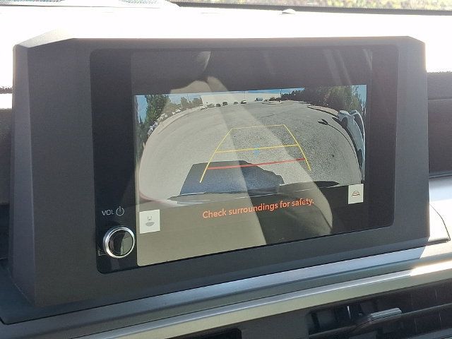 Used 2024 Toyota Tacoma SR5 AWD/4WD image 4