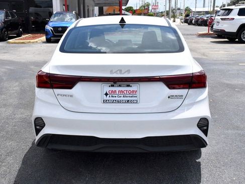 Used 2024 Kia Forte LXS image 5