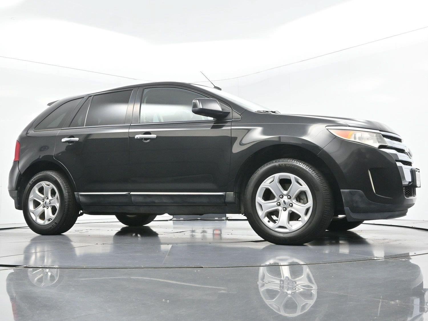 Used 2011 Ford Edge SEL w/ 202A Rapid Spec Order Code AWD/4WD image 47