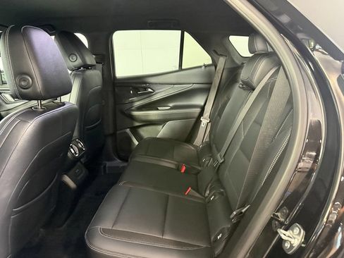 Used 2024 Chevrolet Blazer EV LT AWD/4WD image 18