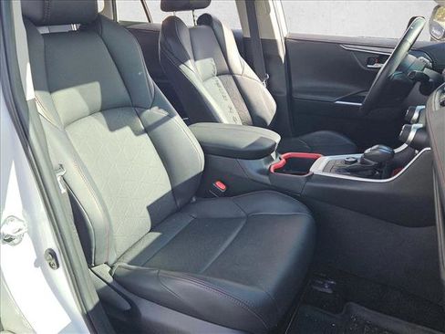 Used 2022 Toyota RAV4 TRD Off-Road image 16