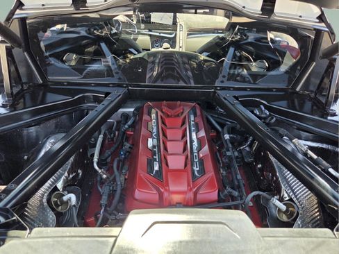 Used 2023 Chevrolet Corvette Stingray Premium Cpe w/ Z51 Performance Package RWD image 11