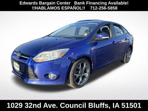 Used 2013 Ford Focus SE FWD image 2