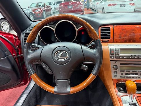Used 2006 Lexus SC 430 Convertible RWD image 39