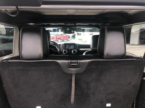 Used 2015 Jeep Wrangler Sport image 14