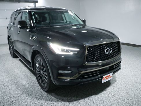 Used 2024 INFINITI QX80 Premium Select w/ All-Season Package image 5