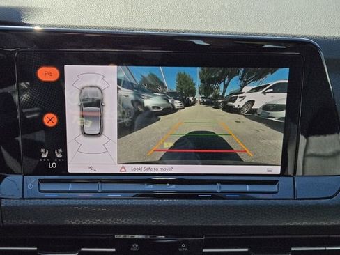 Certified 2022 Volkswagen GTI SE FWD image 23