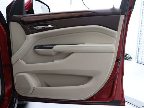 Used 2014 Cadillac SRX Premium image 44