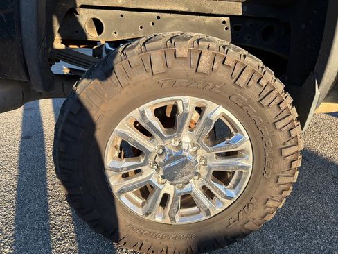 Used 2016 GMC Sierra 2500 Denali image 9