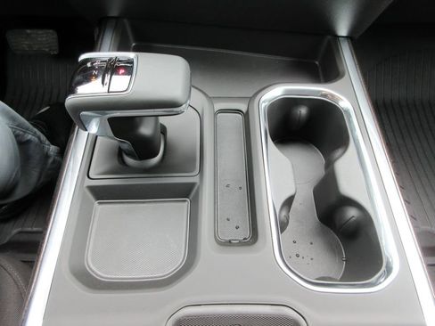 New 2026 Chevrolet Silverado 1500 RST w/ Convenience Package II AWD/4WD image 32